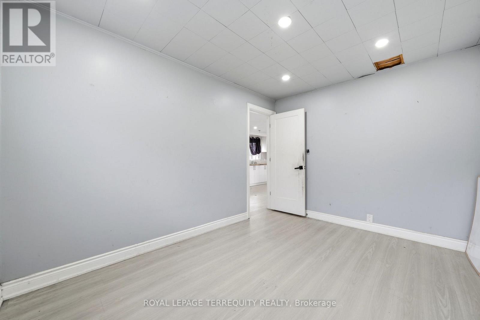 2038 St Johns Road, Innisfil, Ontario  L9S 1V4 - Photo 20 - N12981278