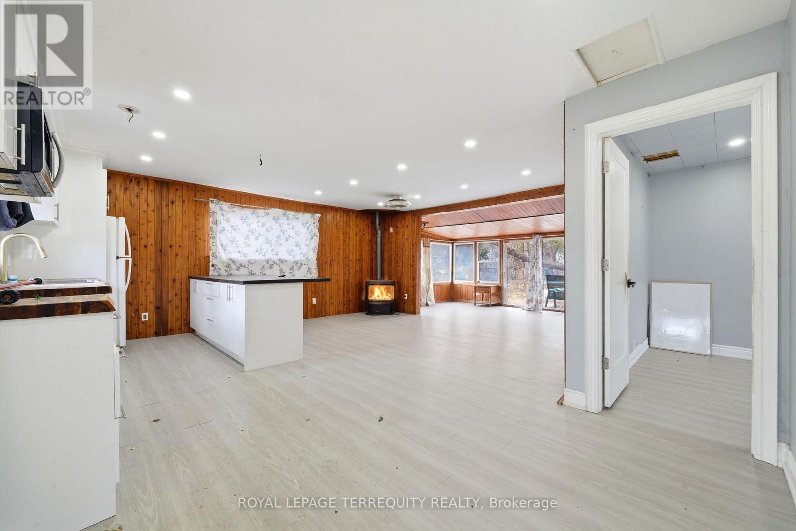 2038 St Johns Road, Innisfil, Ontario  L9S 1V4 - Photo 8 - N12981278