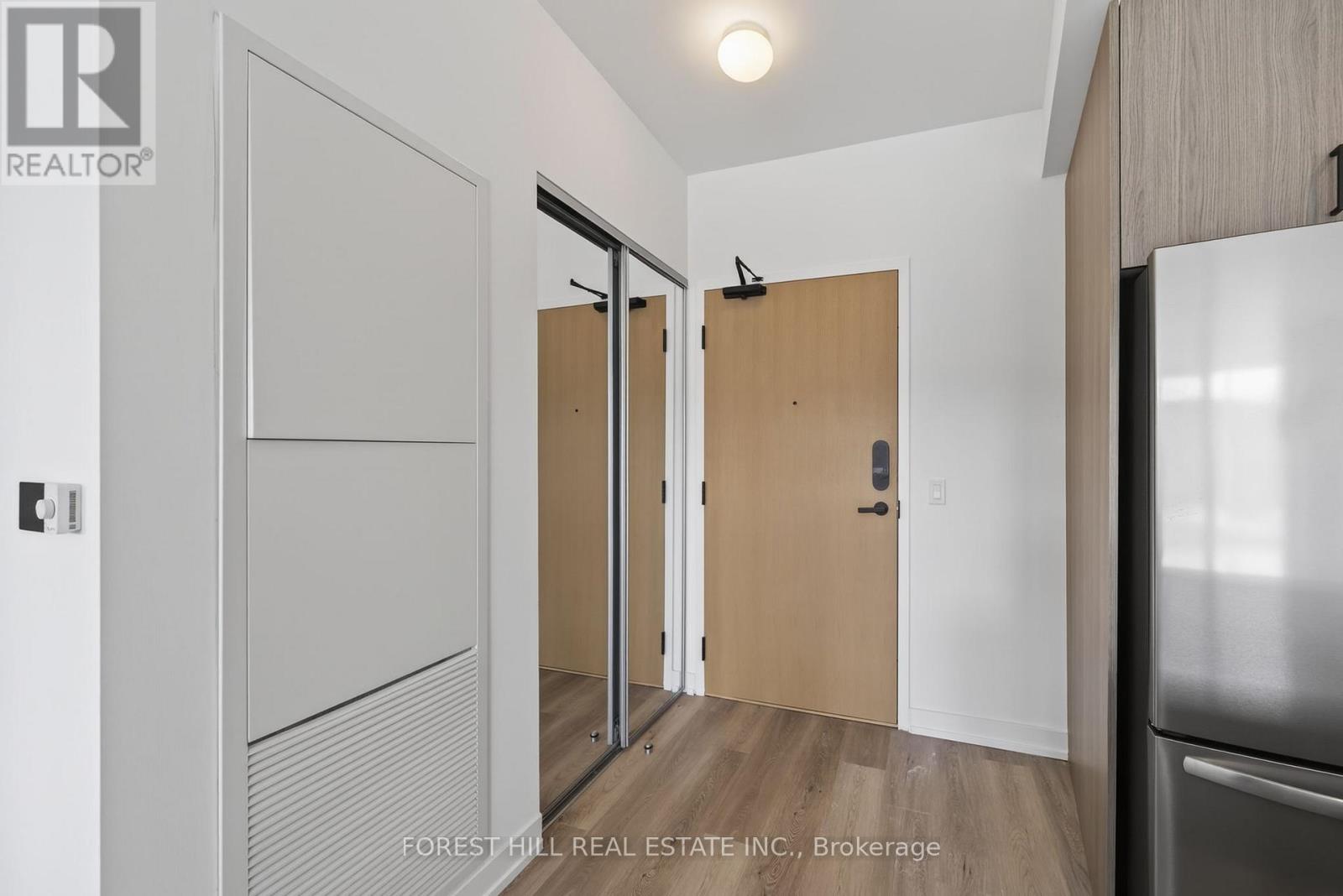 131 - 333 Sunseeker Avenue, Innisfil, Ontario  L9S 0R9 - Photo 3 - N12981284