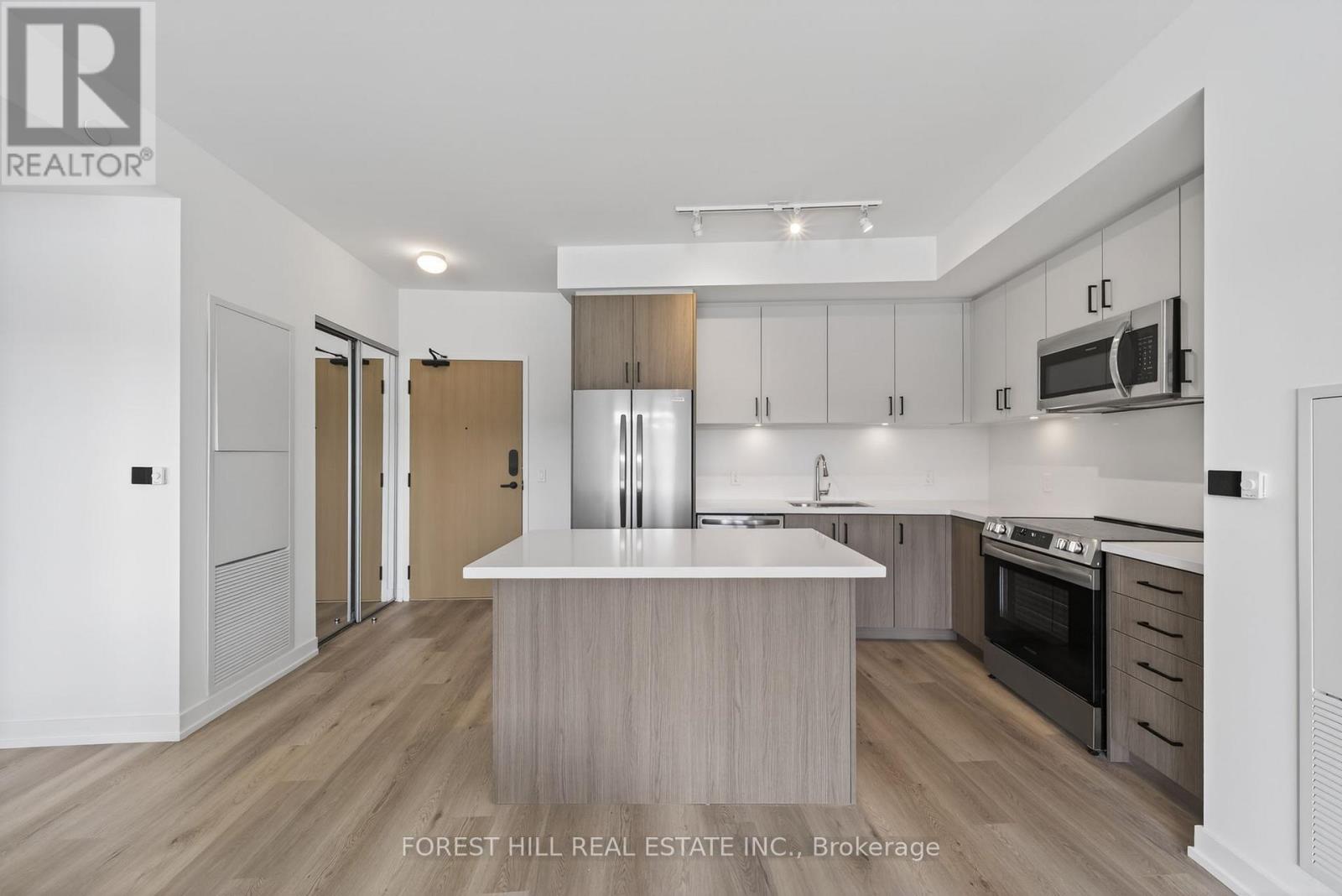 131 - 333 Sunseeker Avenue, Innisfil, Ontario  L9S 0R9 - Photo 7 - N12981284