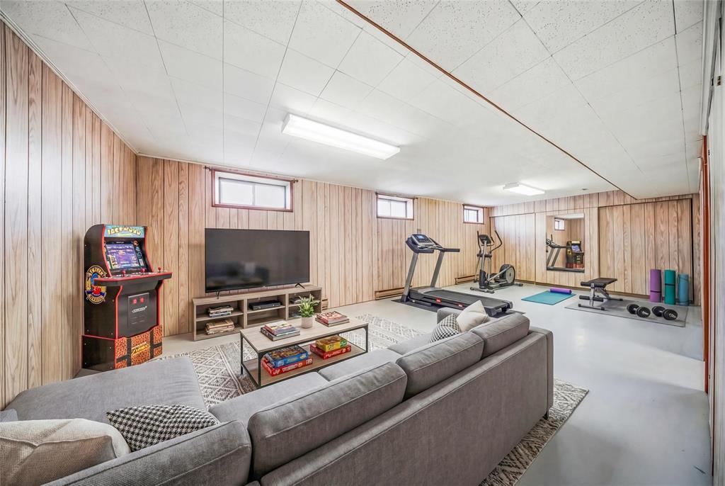 59 Roselawn Bay, Winnipeg, Manitoba  R2G 1W5 - Photo 34 - 202606857