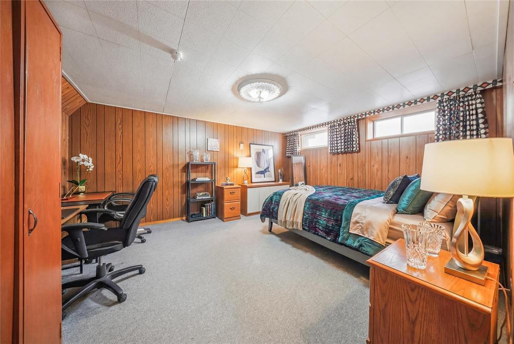 59 Roselawn Bay, Winnipeg, Manitoba  R2G 1W5 - Photo 35 - 202606857
