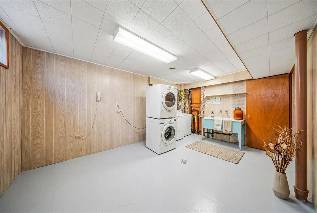 59 Roselawn Bay, Winnipeg, Manitoba  R2G 1W5 - Photo 38 - 202606857