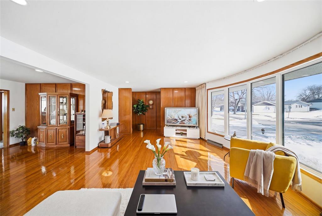 59 Roselawn Bay, Winnipeg, Manitoba  R2G 1W5 - Photo 7 - 202606857