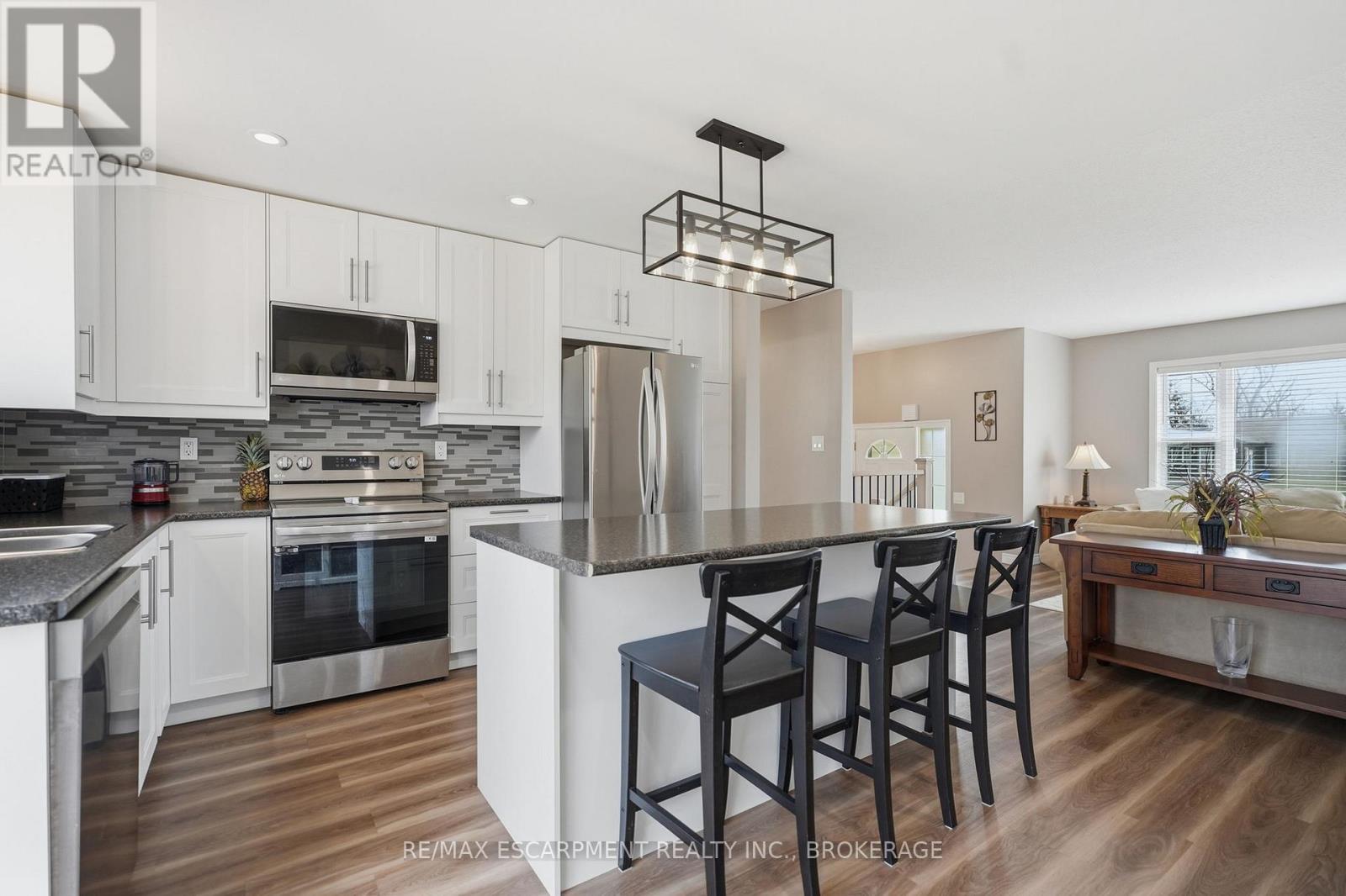 3148 Jewell Avenue, Fort Erie, Ontario  L0S 1N0 - Photo 10 - X12981210