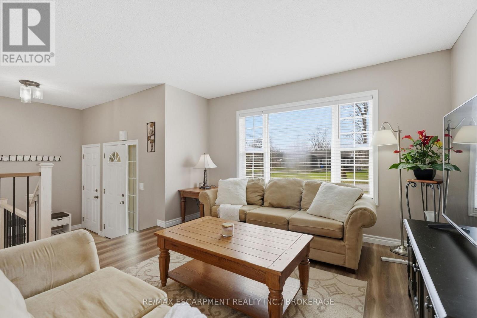 3148 Jewell Avenue, Fort Erie, Ontario  L0S 1N0 - Photo 8 - X12981210