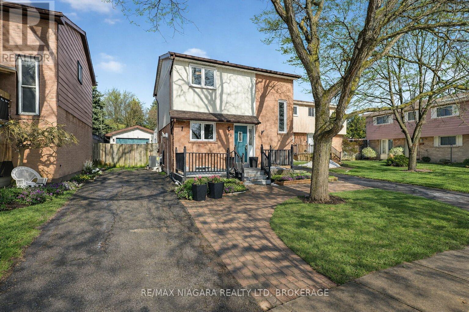 75 Berrisfield Crescent