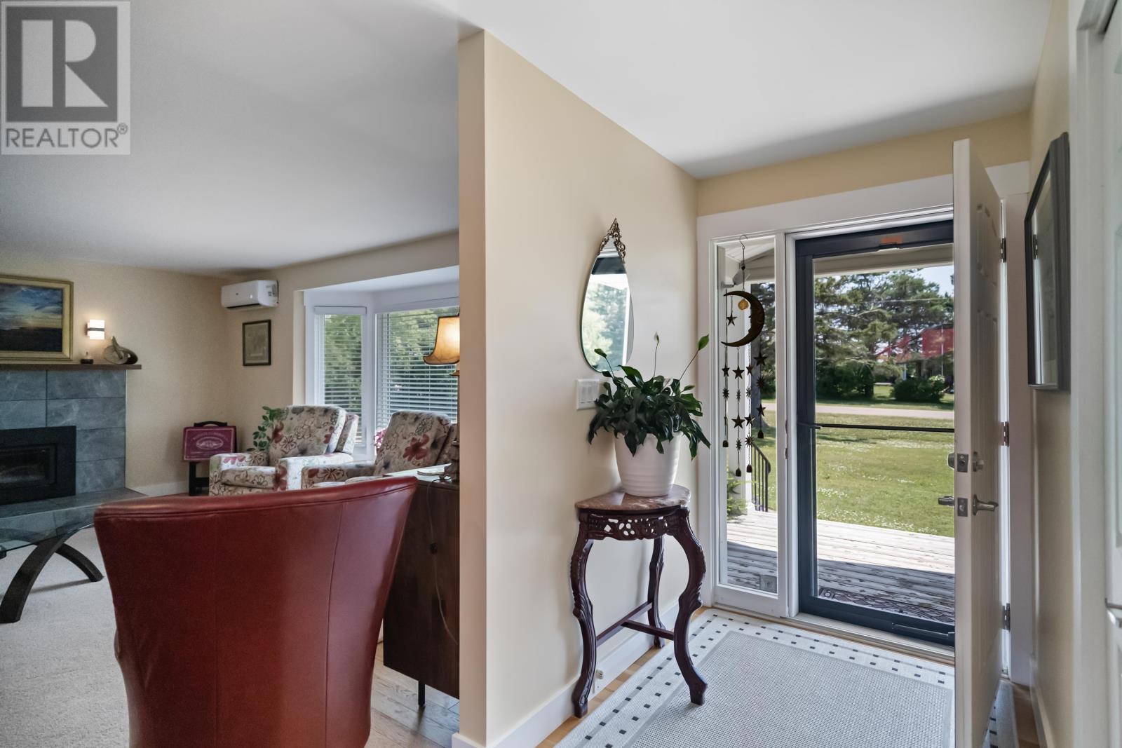 40 Langley Road, Stratford, Prince Edward Island  C1B 2K3 - Photo 5 - 202606948