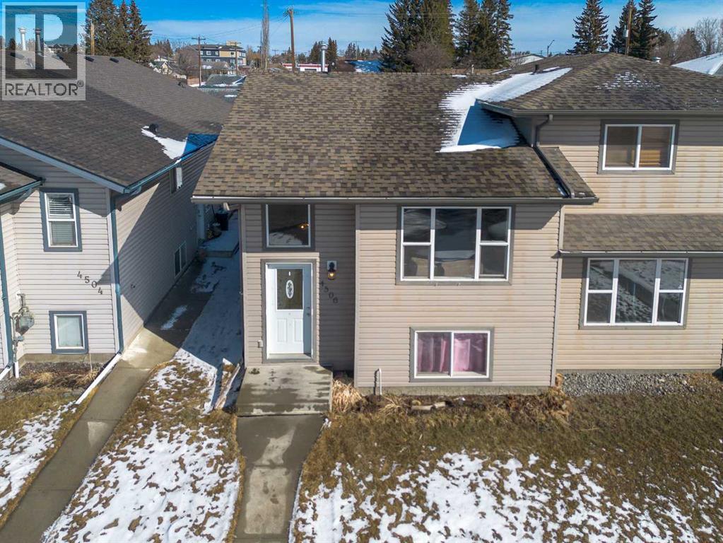 4506 45 Avenue Close, Rocky Mountain House, Alberta  T4T 1W8 - Photo 2 - A2298560
