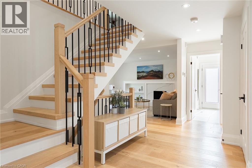 511 Coleen Drive, Oakville, Ontario  L6J 6A4 - Photo 4 - 40817751