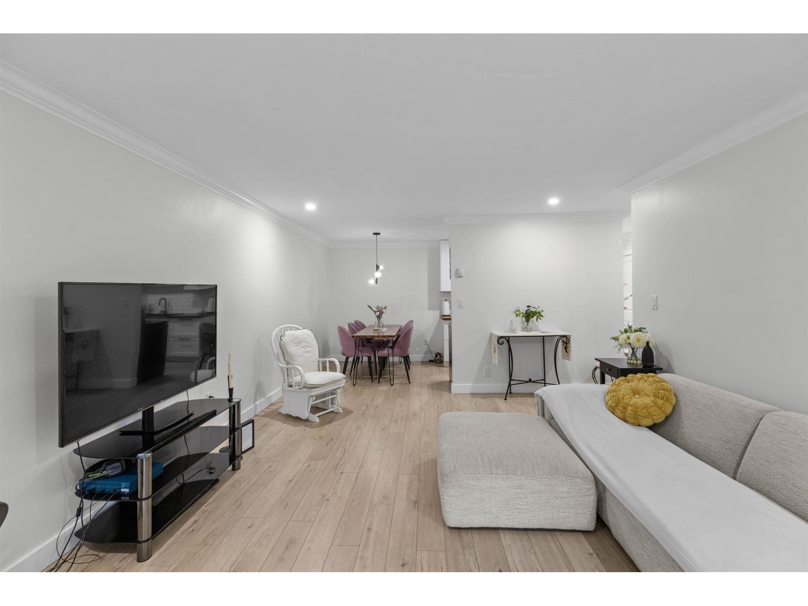 204 32175 Old Yale Road, Abbotsford, British Columbia  V2T 2C8 - Photo 13 - R3109215