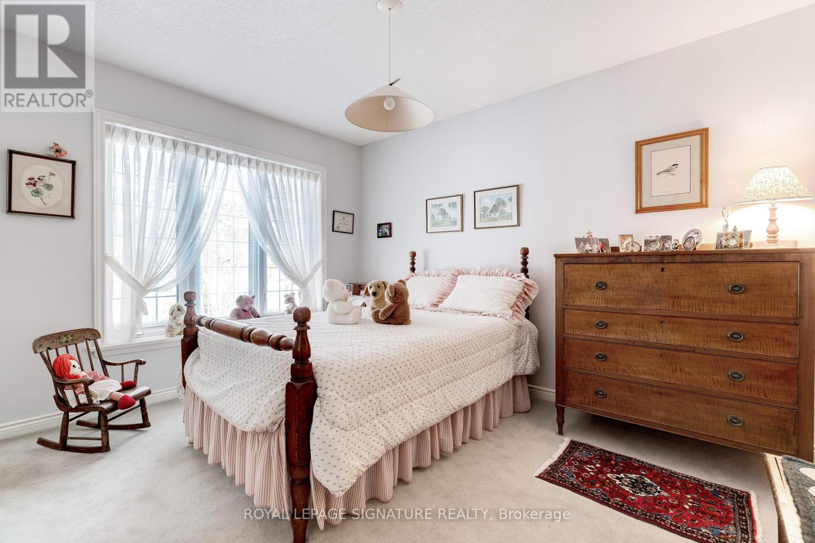 332 Coral Terrace, Oakville, Ontario  L6J 4C4 - Photo 16 - W12981162