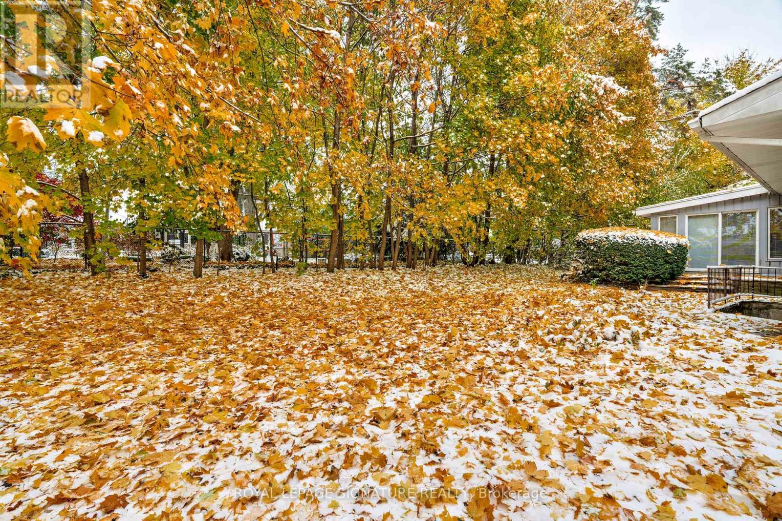 332 Coral Terrace, Oakville, Ontario  L6J 4C4 - Photo 37 - W12981162