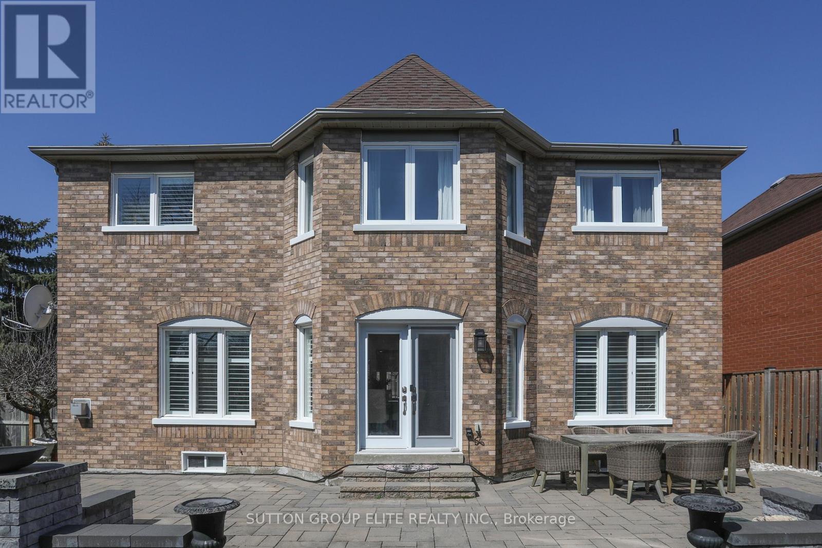 2768 Peacock Drive, Mississauga, Ontario  L5M 5R5 - Photo 36 - W12981186