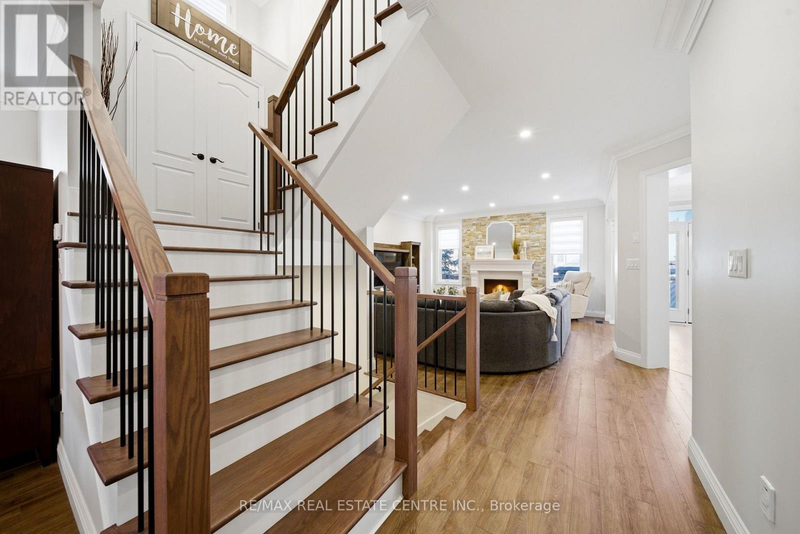 4670 Bracknell Road, Burlington, Ontario  L7M 0E3 - Photo 10 - W12981220