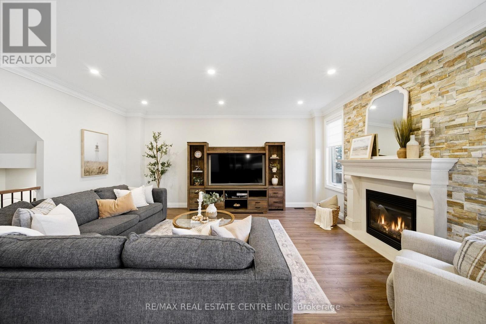 4670 Bracknell Road, Burlington, Ontario  L7M 0E3 - Photo 16 - W12981220