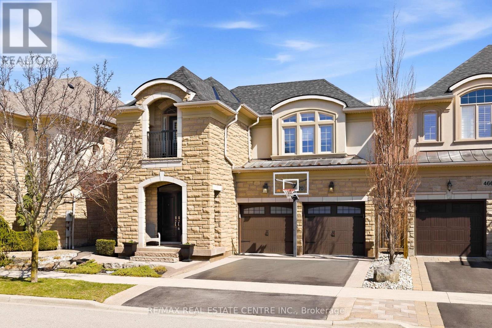 4670 Bracknell Road, Burlington, Ontario  L7M 0E3 - Photo 2 - W12981220