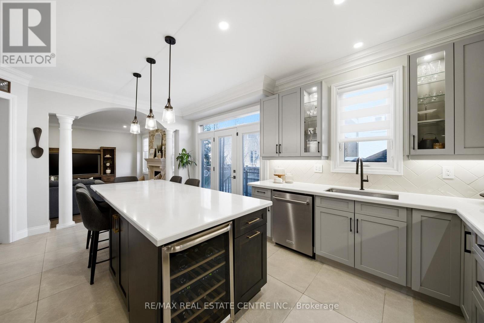 4670 Bracknell Road, Burlington, Ontario  L7M 0E3 - Photo 21 - W12981220