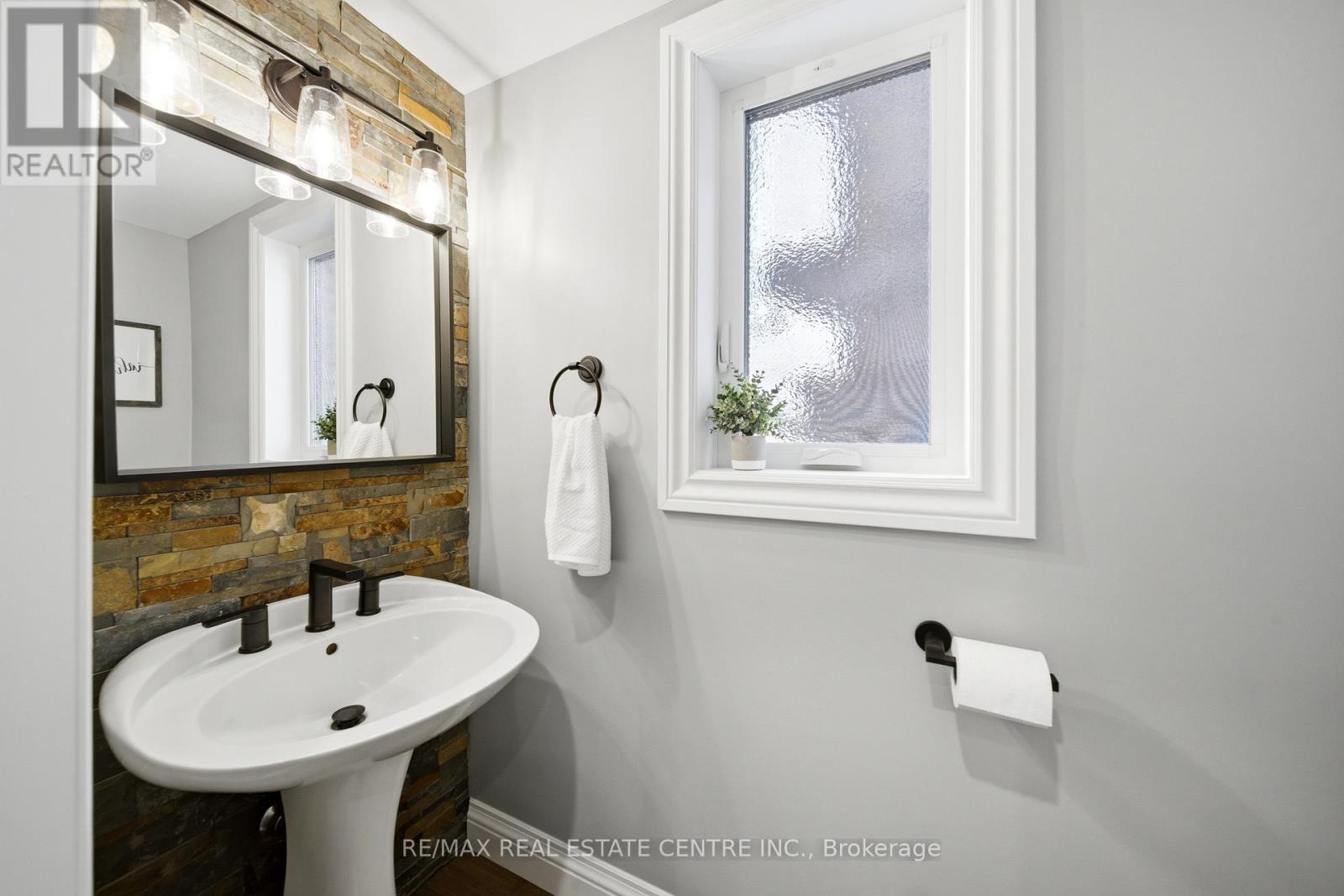 4670 Bracknell Road, Burlington, Ontario  L7M 0E3 - Photo 24 - W12981220