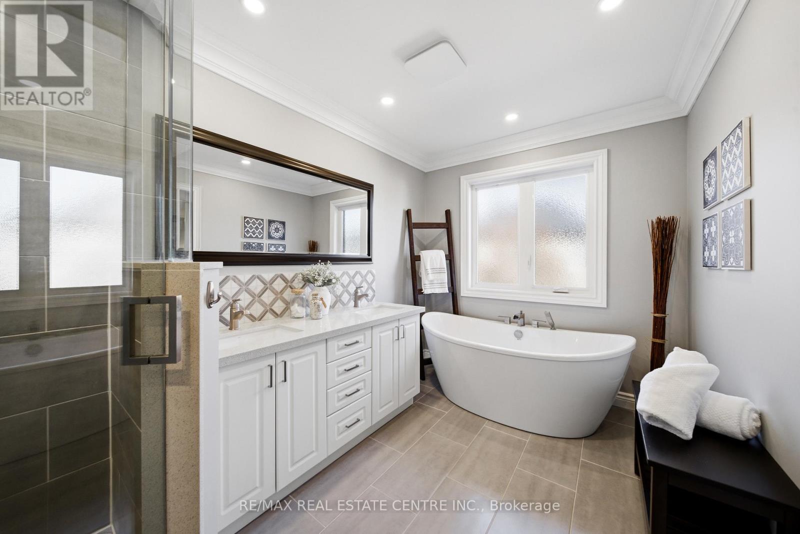 4670 Bracknell Road, Burlington, Ontario  L7M 0E3 - Photo 32 - W12981220