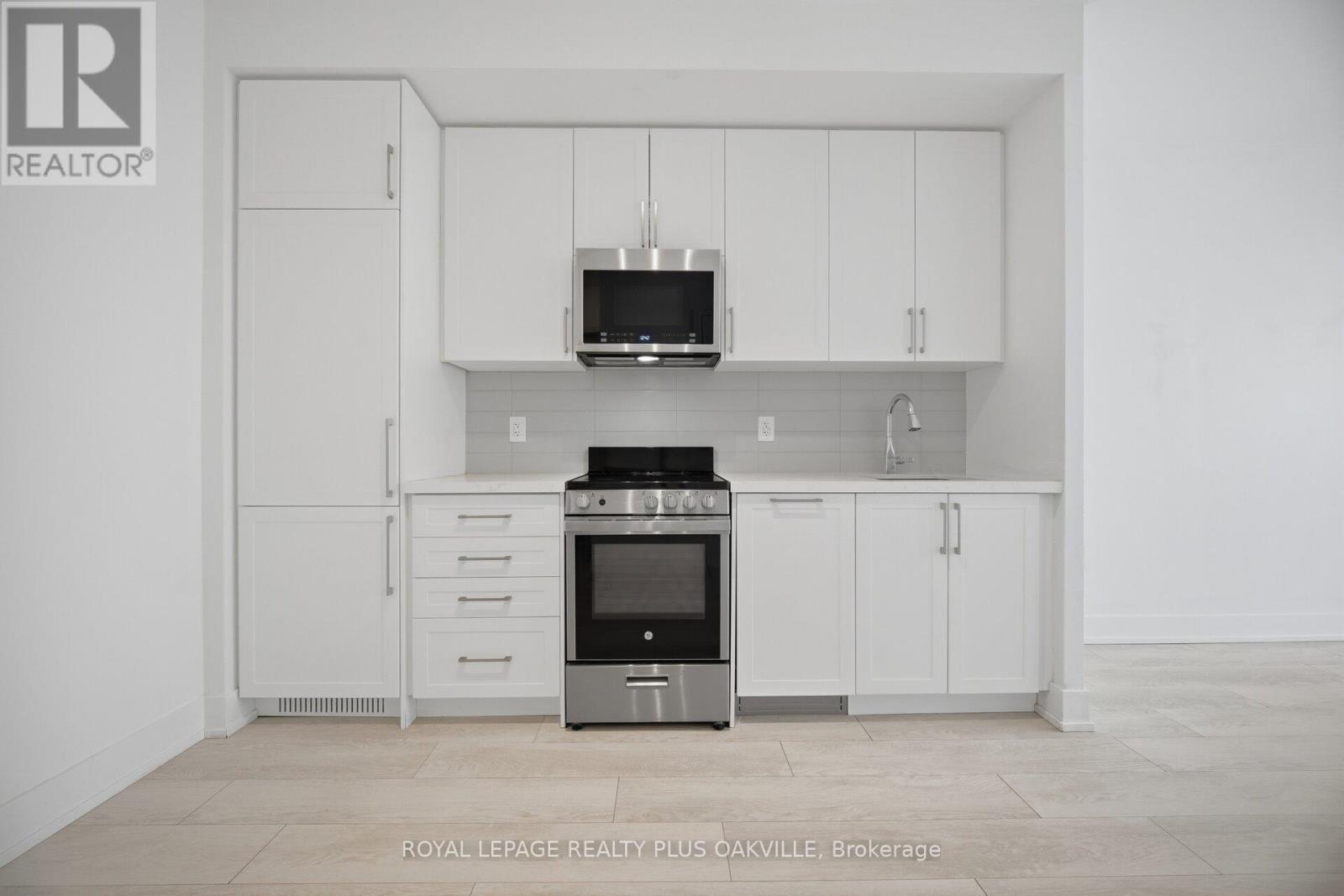 625 - 2450 Old Bronte Road, Oakville, Ontario  L6M 5P6 - Photo 12 - W12981224