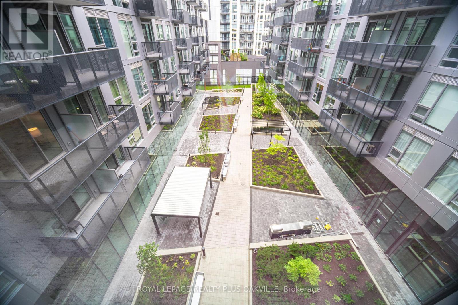 625 - 2450 Old Bronte Road, Oakville, Ontario  L6M 5P6 - Photo 46 - W12981224