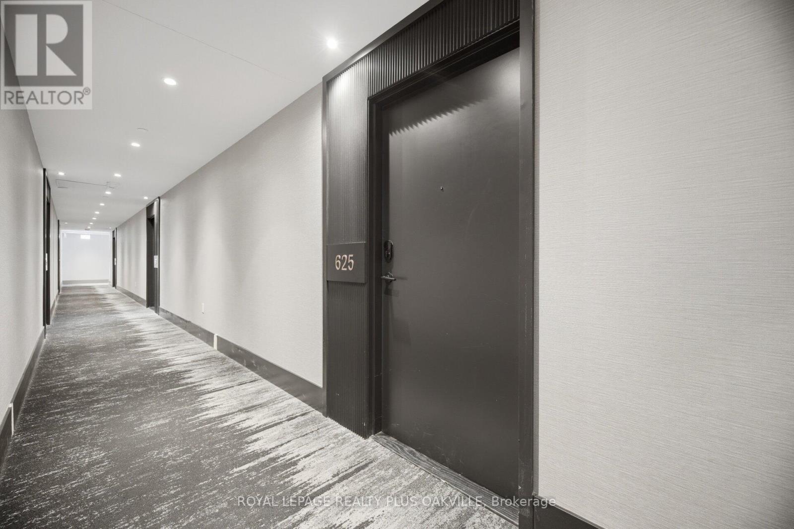625 - 2450 Old Bronte Road, Oakville, Ontario  L6M 5P6 - Photo 5 - W12981224