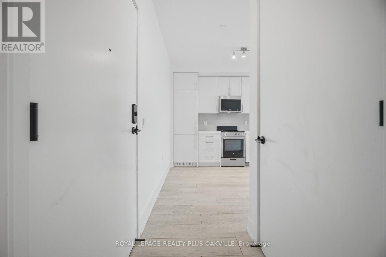 625 - 2450 Old Bronte Road, Oakville, Ontario  L6M 5P6 - Photo 8 - W12981224