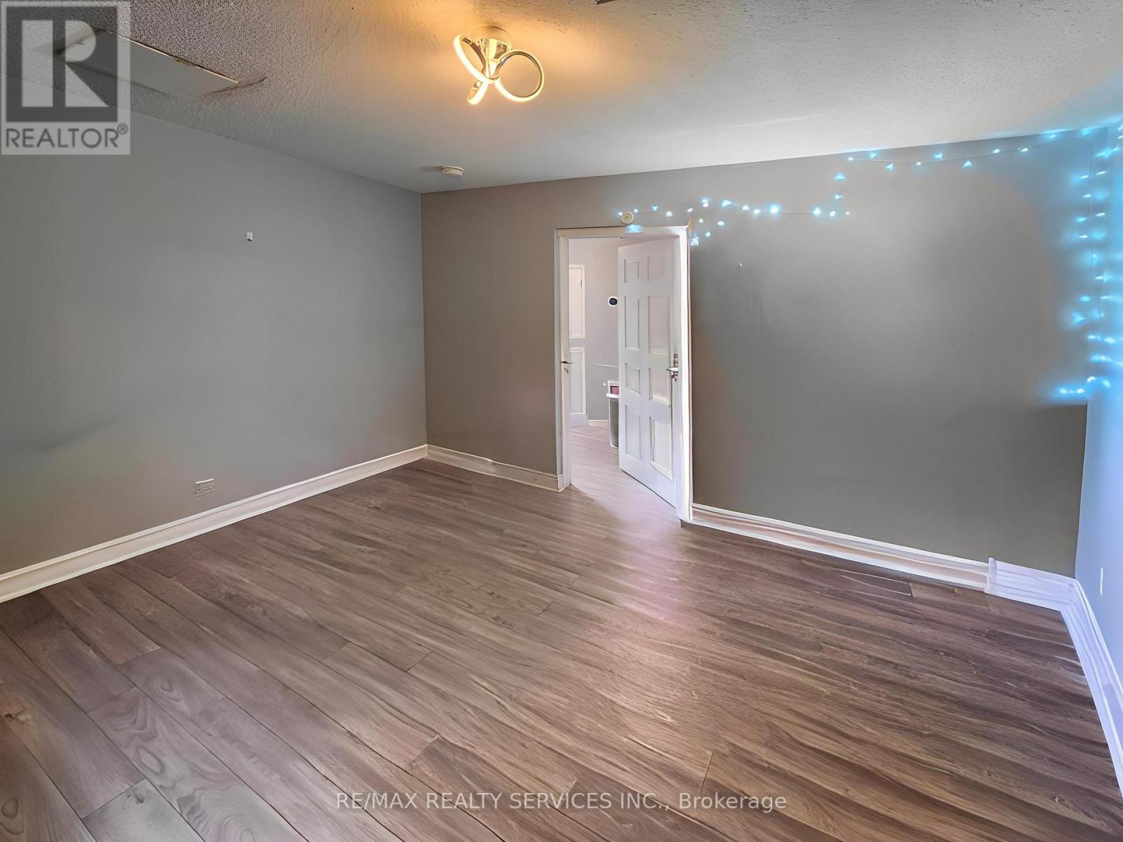 377 Mill Street S, Brampton, Ontario  L6Y 3H6 - Photo 25 - W12981296