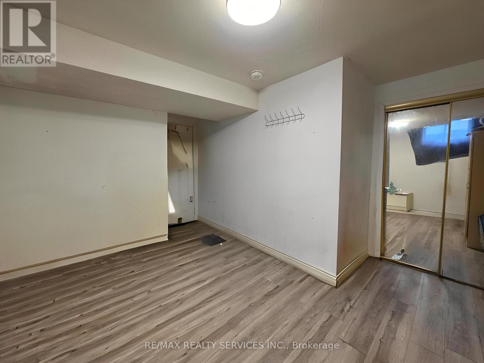 377 Mill Street S, Brampton, Ontario  L6Y 3H6 - Photo 39 - W12981296