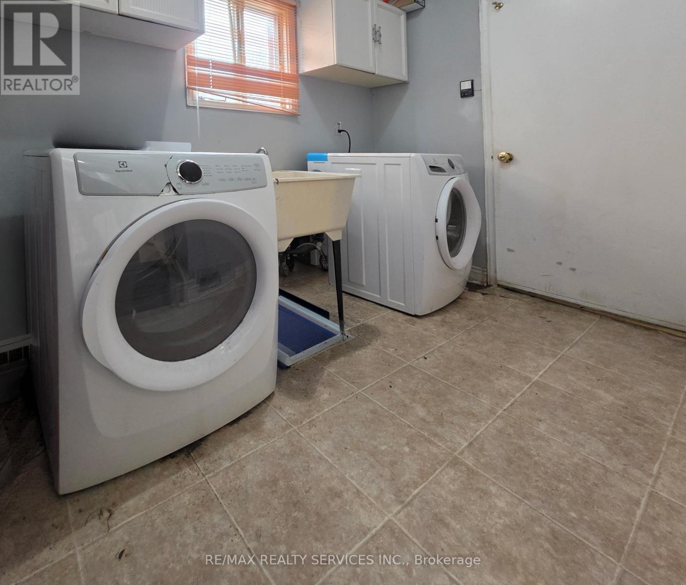 377 Mill Street S, Brampton, Ontario  L6Y 3H6 - Photo 9 - W12981296