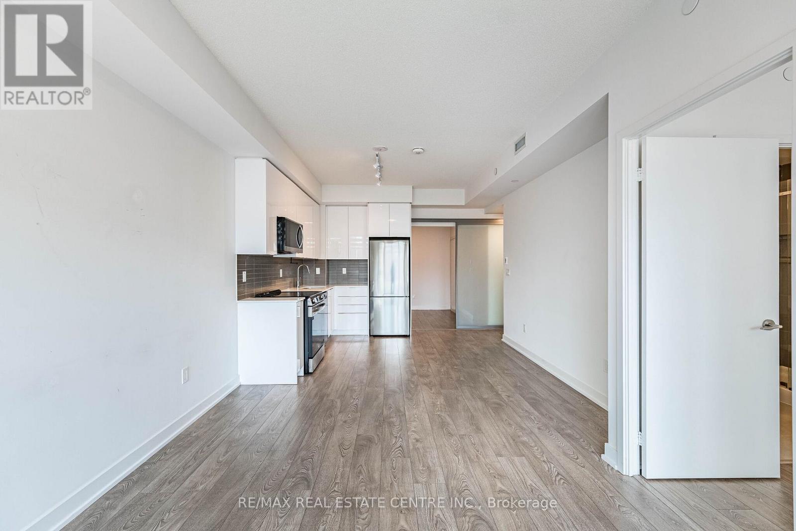 210 - 225 Malta Avenue, Brampton, Ontario  L6Y 4M5 - Photo 19 - W12981304