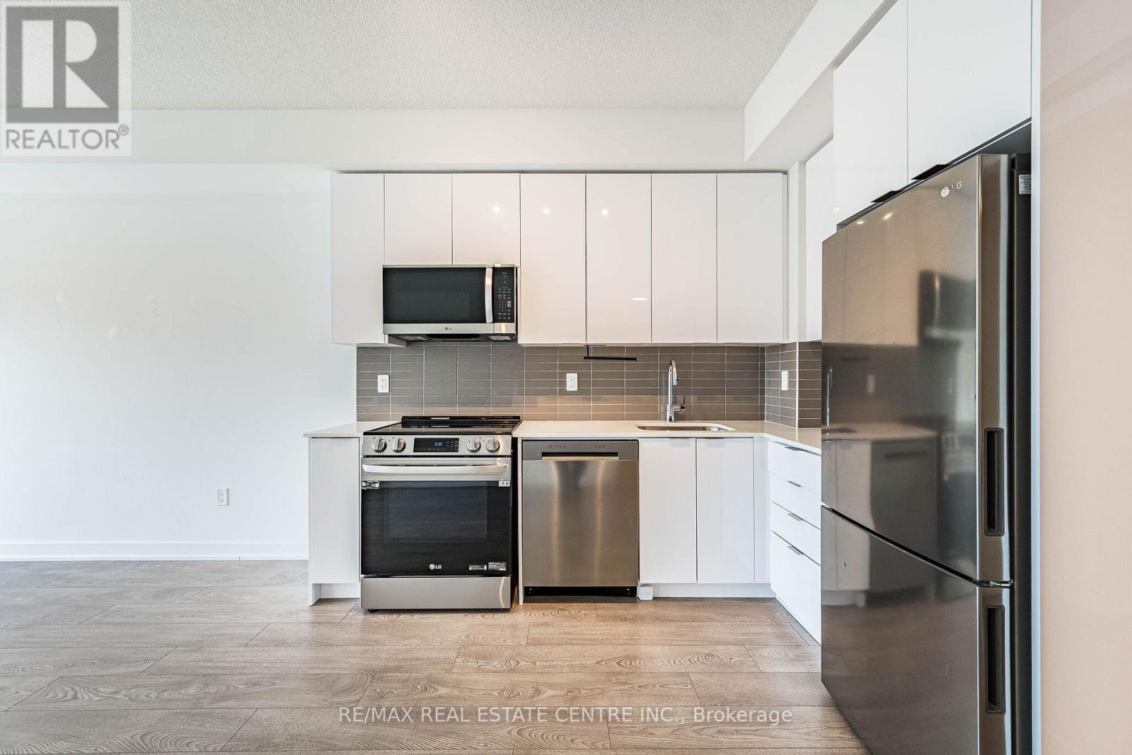 210 - 225 Malta Avenue, Brampton, Ontario  L6Y 4M5 - Photo 22 - W12981304