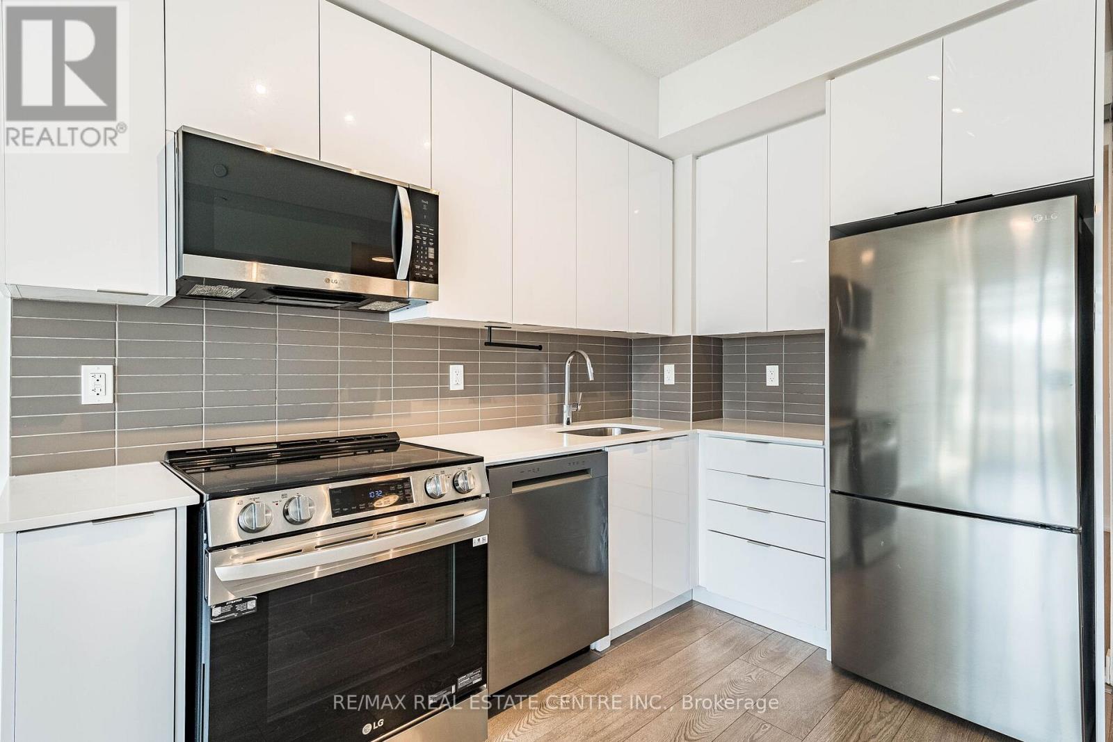 210 - 225 Malta Avenue, Brampton, Ontario  L6Y 4M5 - Photo 23 - W12981304