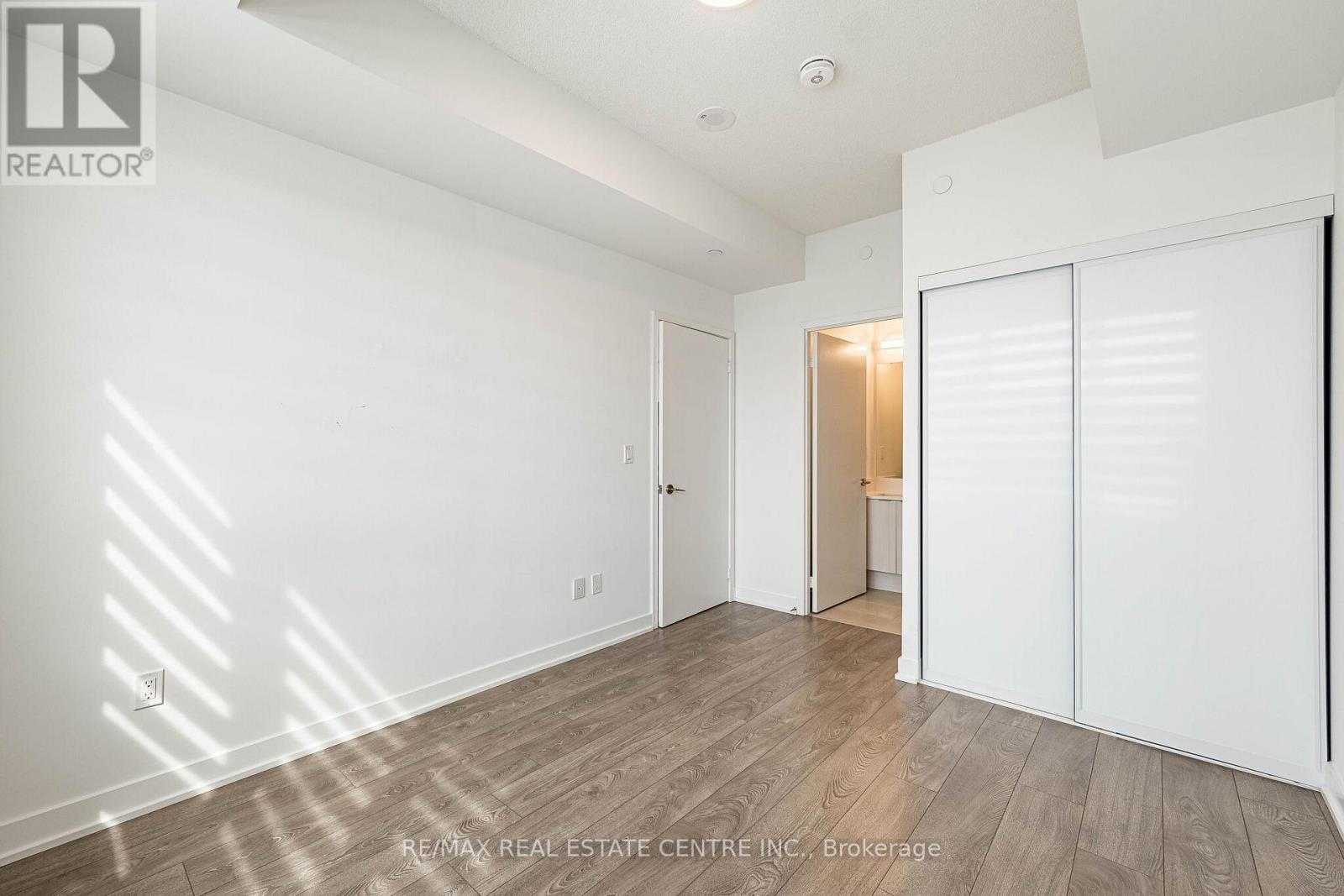 210 - 225 Malta Avenue, Brampton, Ontario  L6Y 4M5 - Photo 32 - W12981304