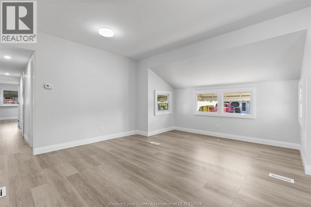 270 Beverly, Essex, Ontario  N8M 1N4 - Photo 9 - 26007737