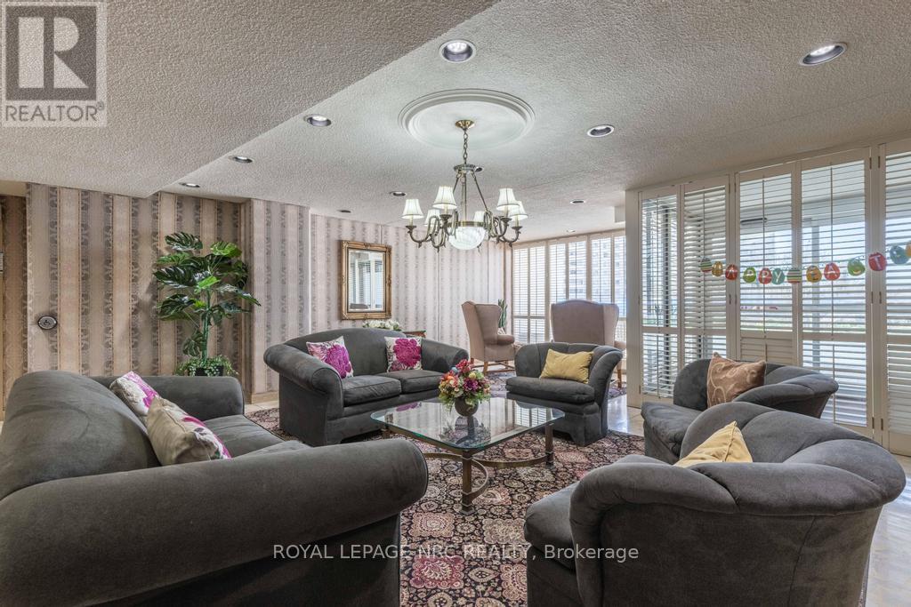 1205 - 15 Towering Heights, St. Catharines, Ontario  L2T 3G7 - Photo 6 - X12981246