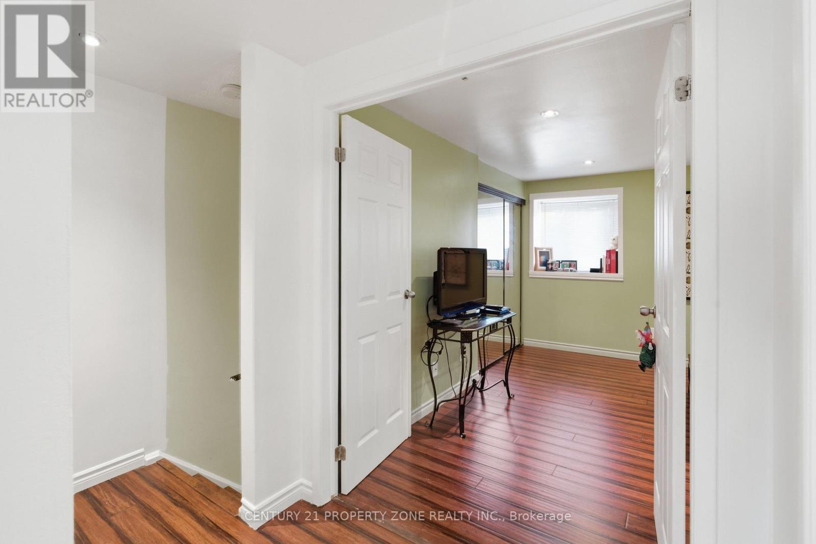 39 - 45 Hansen Road N, Brampton, Ontario  L6V 3C5 - Photo 17 - W12978948