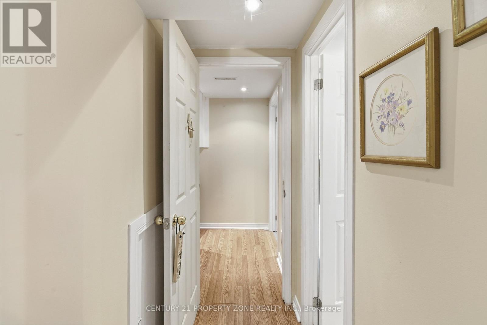 39 - 45 Hansen Road N, Brampton, Ontario  L6V 3C5 - Photo 31 - W12978948