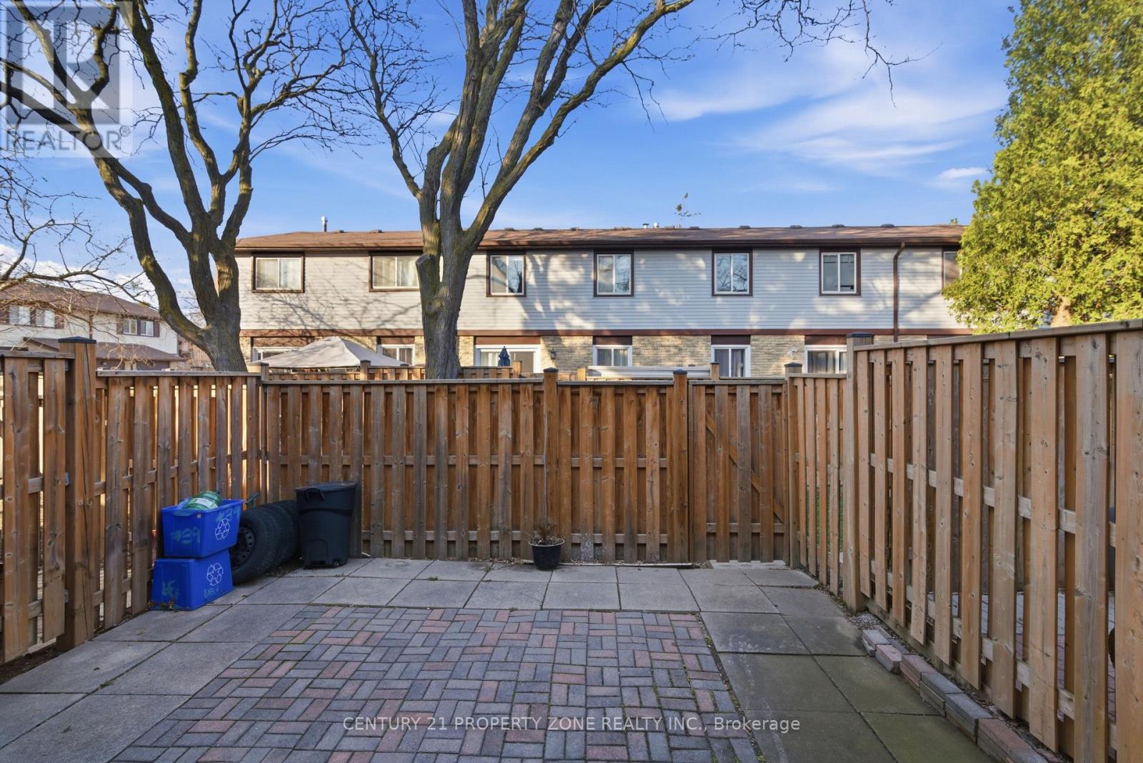 39 - 45 Hansen Road N, Brampton, Ontario  L6V 3C5 - Photo 33 - W12978948