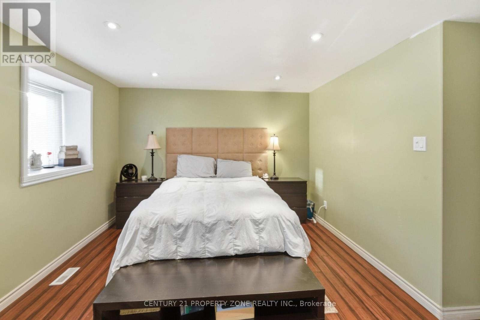 39 - 45 Hansen Road N, Brampton, Ontario  L6V 3C5 - Photo 18 - W12978948