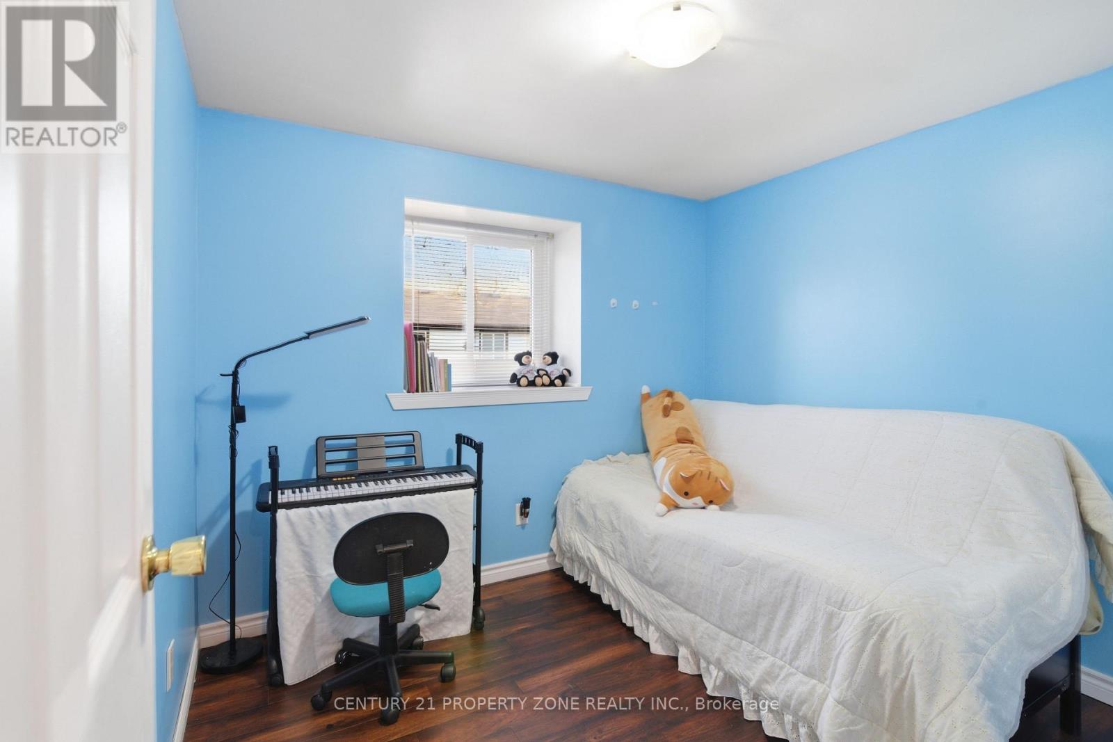 39 - 45 Hansen Road N, Brampton, Ontario  L6V 3C5 - Photo 21 - W12978948