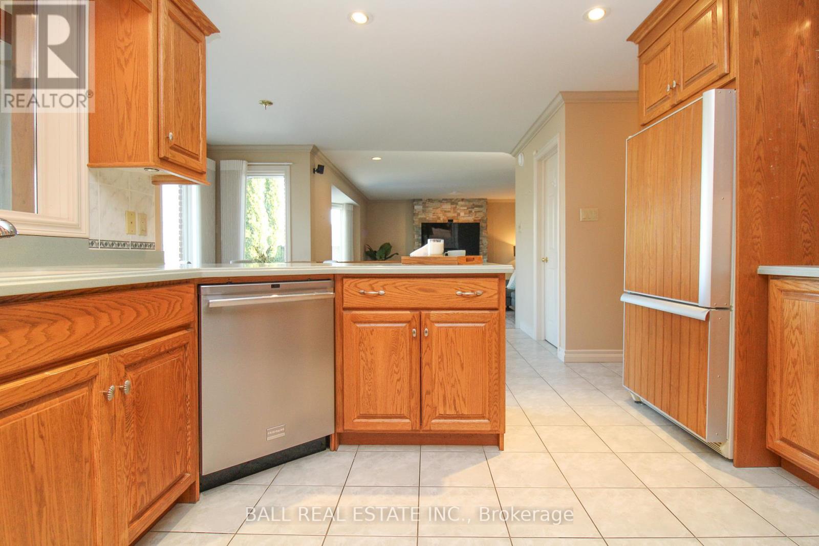 1166 Summit Drive, Peterborough, Ontario  K9J 8A7 - Photo 13 - X12978848