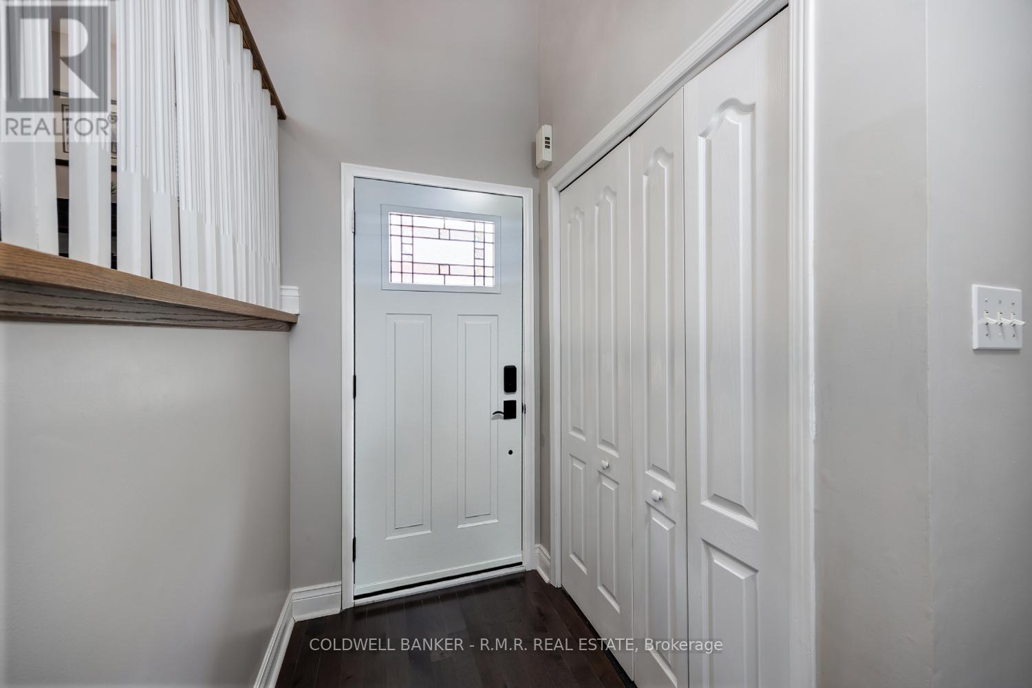 32 Mugford Road, Aurora, Ontario  L4G 7H5 - Photo 4 - N12972152