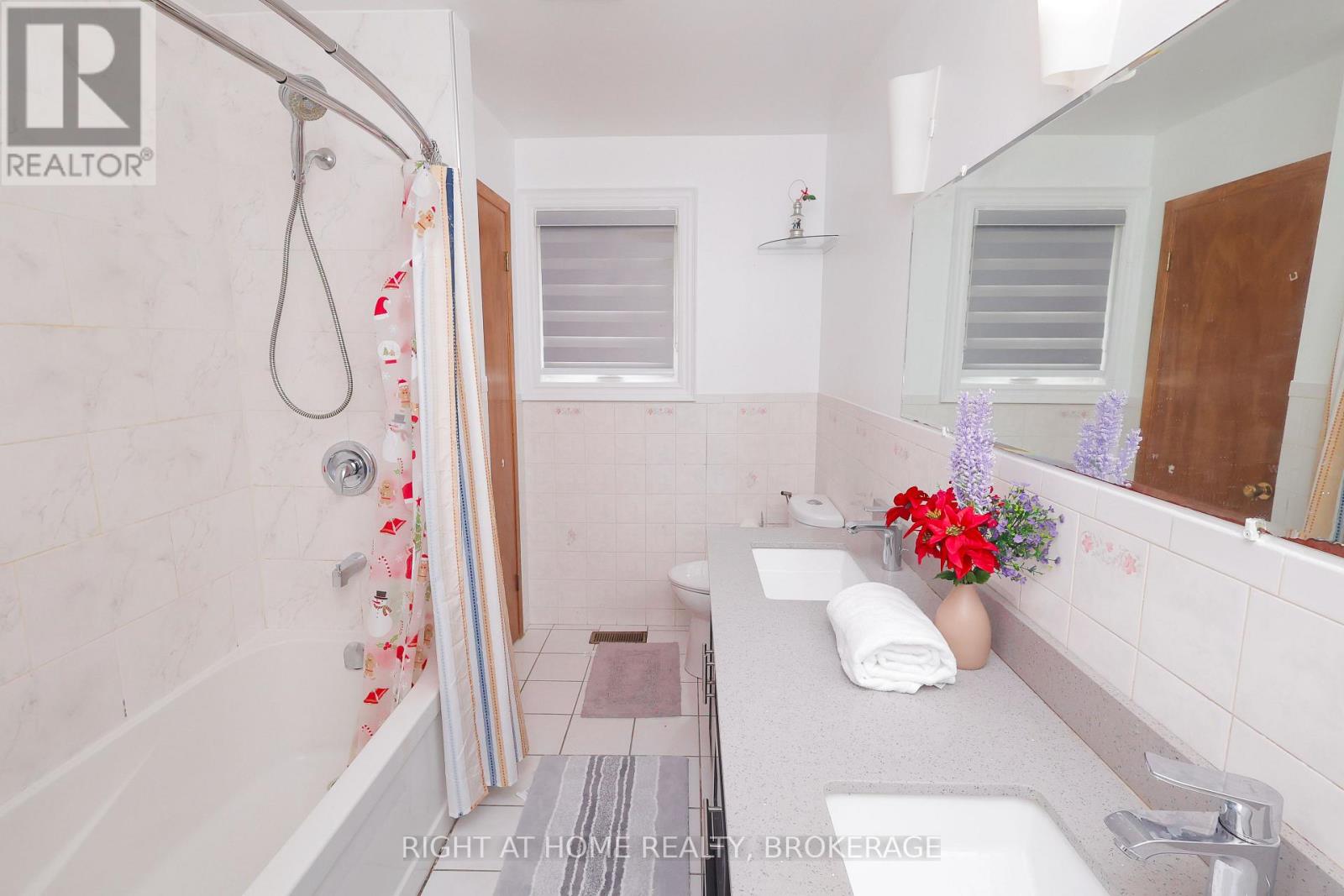 7698 Mulhern Street, Niagara Falls, Ontario  L2H 1B5 - Photo 11 - X12980262