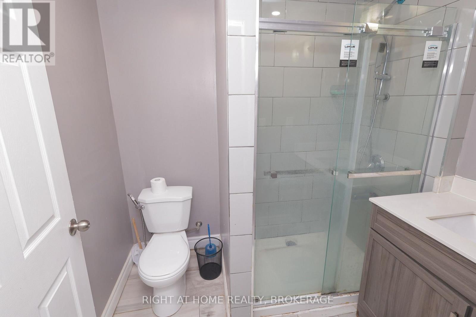 7698 Mulhern Street, Niagara Falls, Ontario  L2H 1B5 - Photo 17 - X12980262