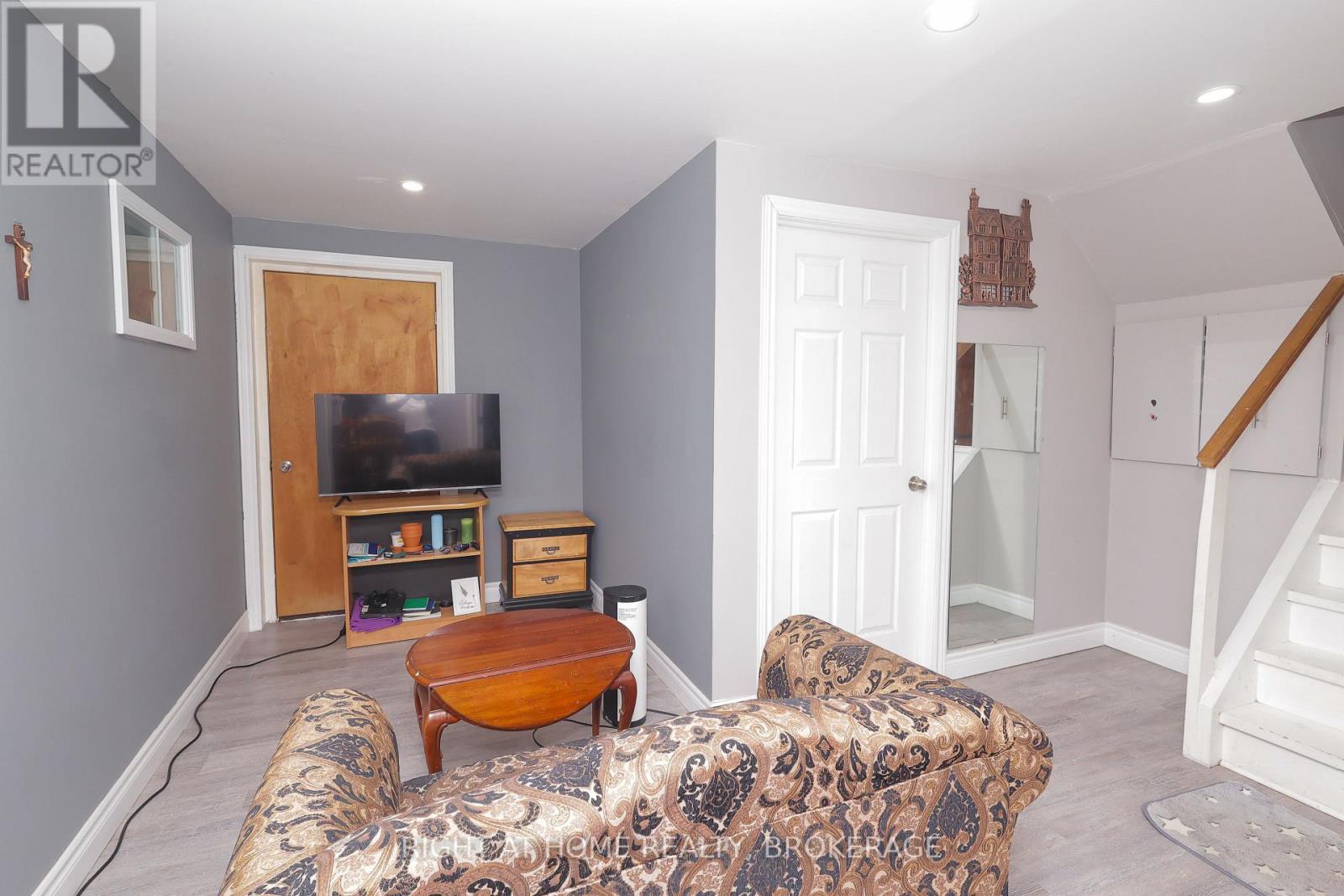 7698 Mulhern Street, Niagara Falls, Ontario  L2H 1B5 - Photo 21 - X12980262