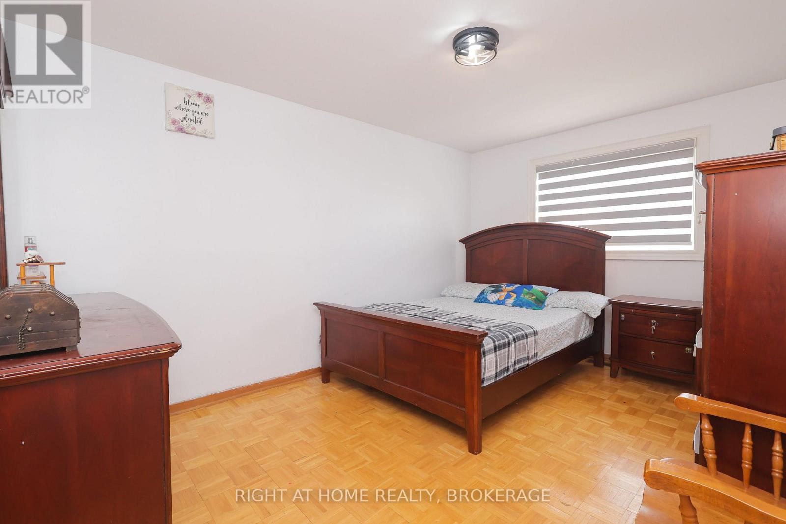 7698 Mulhern Street, Niagara Falls, Ontario  L2H 1B5 - Photo 9 - X12980262