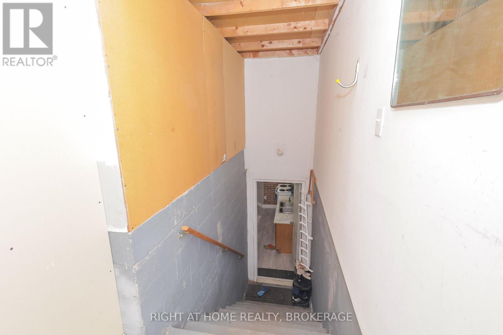 7698 Mulhern Street, Niagara Falls, Ontario  L2H 1B5 - Photo 22 - X12980262