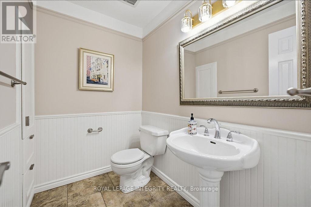 50 Rosenfeld Crescent, Ottawa, Ontario  K2K 2L2 - Photo 11 - X12905988